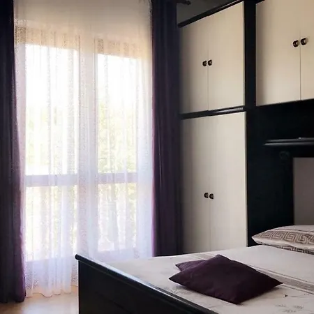 Apartment Apartment More